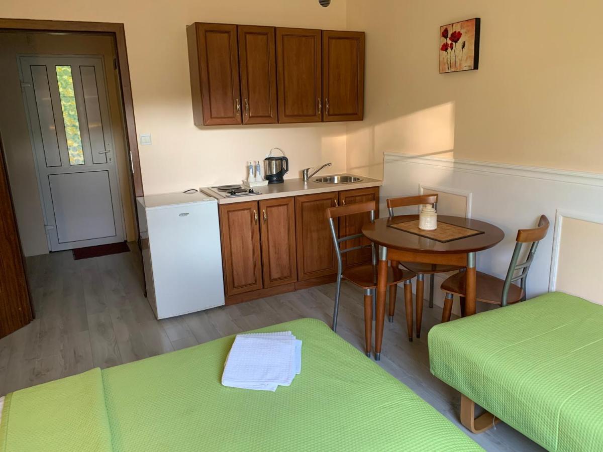 Apartamenty I Pokoje Magnolia ジビジノ エクステリア 写真